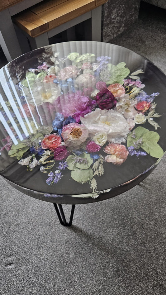 Forever Bloom 50 cm Round Resin Keepsake Table
