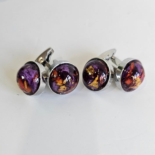 Silver cufflinks with preserved flowers
